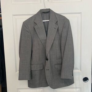 Classic Gray Men's BlazerMen’s Houndstooth Wool Blazer